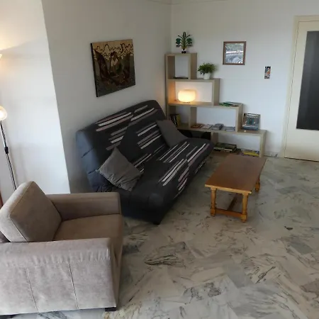 Montmorency Apartment