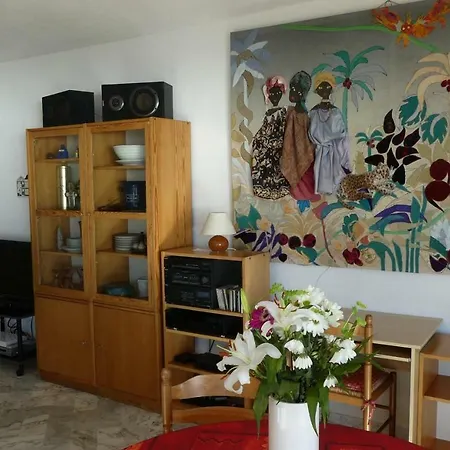 Apartment Montmorency *