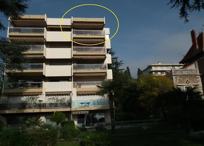 Апартаменты Montmorency *