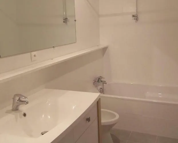 Апартаменты Montmorency